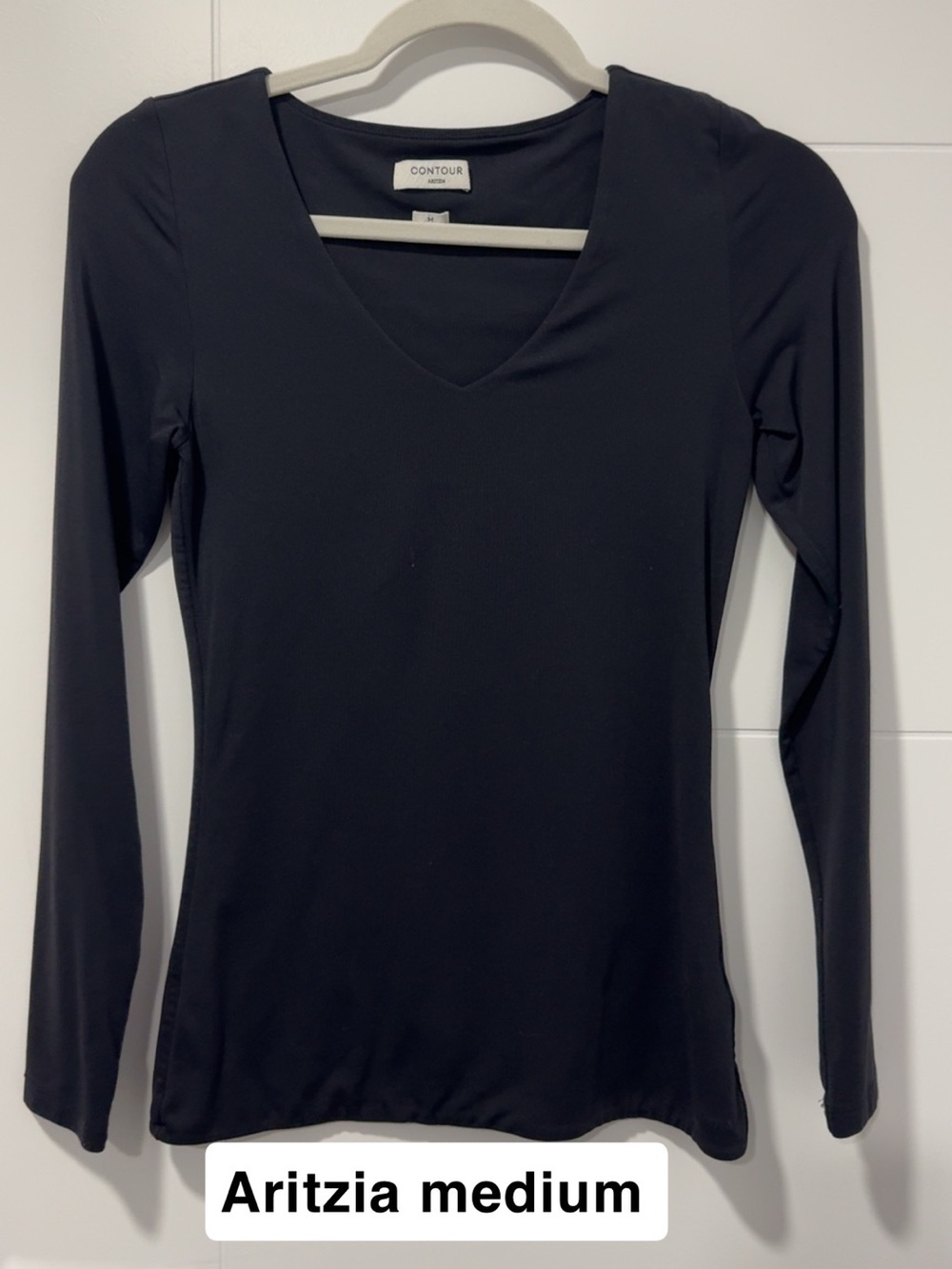 Contour by Aritzia Long Sleeve V-Neck Top in Black